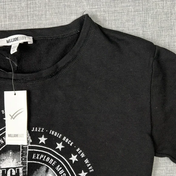 William Rast Black & White Offset Graphic Sweatshirt Tee Juniors Size XS - Picture 4 of 7